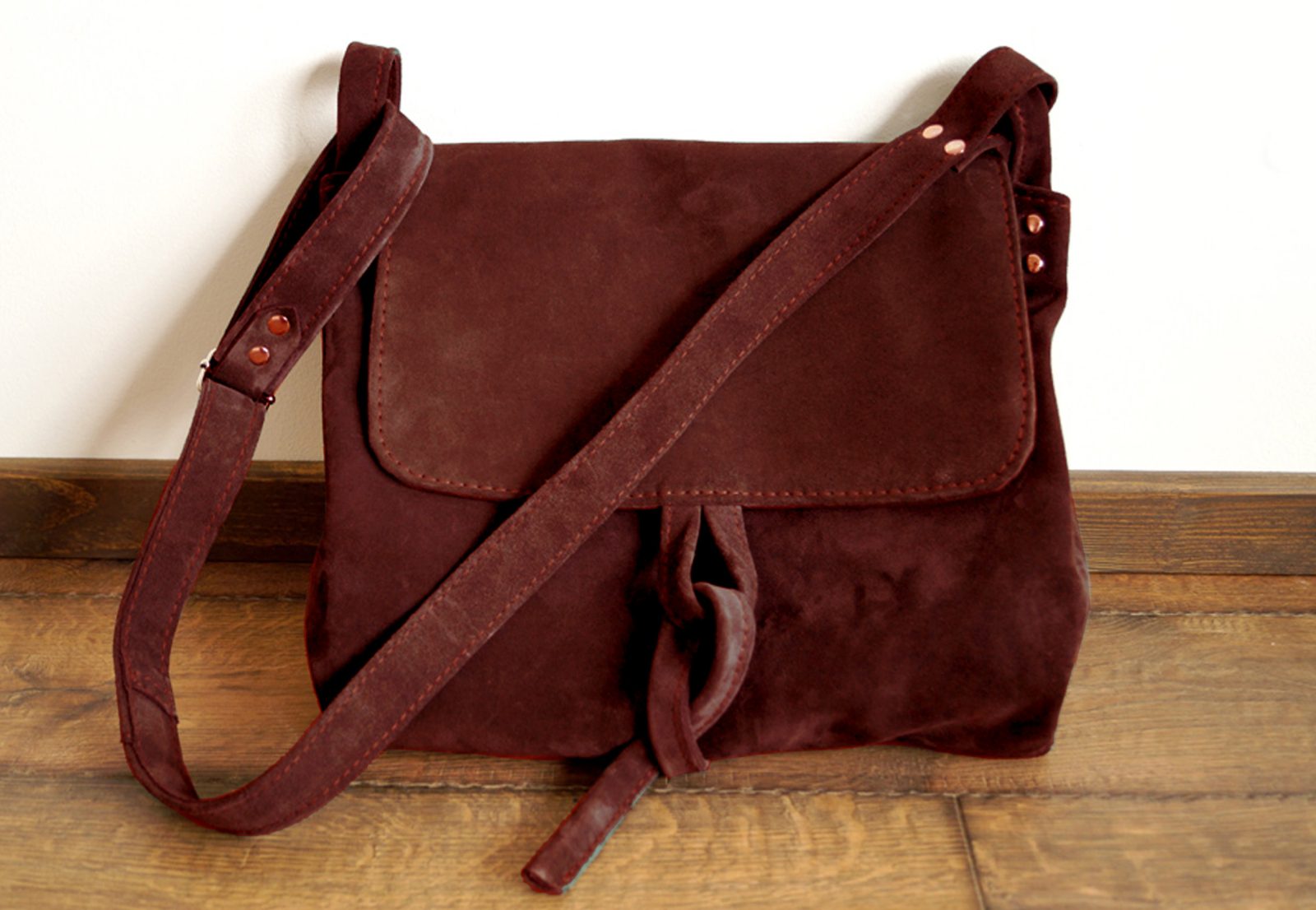 SUROWA BARONOWA brązowy zamsz skóra naturalna torebka na ramię